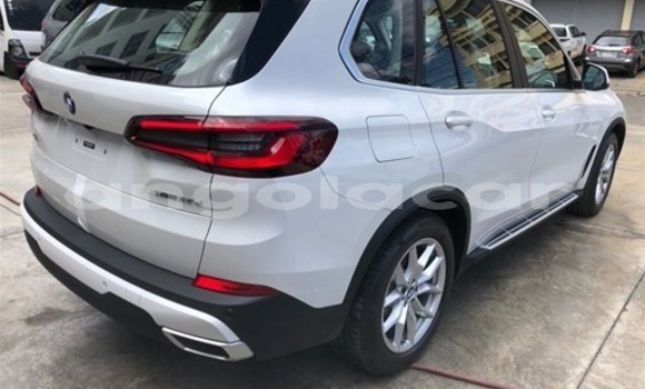 Buy New BMW X5 White Car in N'zeto in Zaire Buy New BMW X5 White Car in N'zeto in Zaire