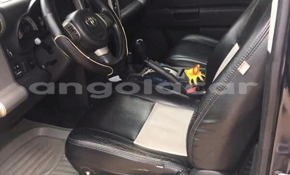 Comprar Usado Toyota FJ Cruiser Outro Carro em Huambo em Huambo Comprar Usado Toyota FJ Cruiser Outro Carro em Huambo em Huambo