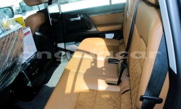 Acheter Neuf Voiture Toyota Land Cruiser Noir à Malanje, Malanje Province Acheter Neuf Voiture Toyota Land Cruiser Noir à Malanje, Malanje Province