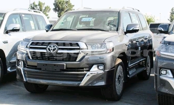 Acheter Neuf Voiture Toyota Land Cruiser Noir à Malanje, Malanje Province Acheter Neuf Voiture Toyota Land Cruiser Noir à Malanje, Malanje Province