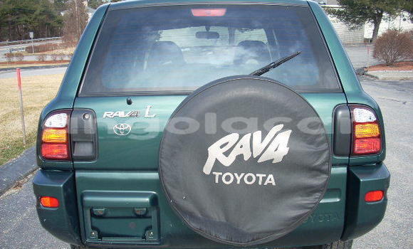 Acheter Occasion Voiture Toyota RAV4 Marron à Caxito, Bengo Acheter Occasion Voiture Toyota RAV4 Marron à Caxito, Bengo