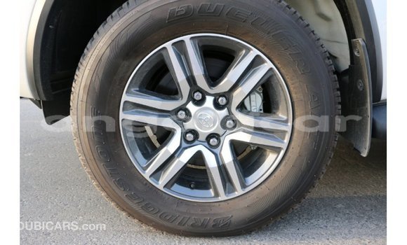 Acheter Import Voiture Toyota Fortuner Noir à Import - Dubai, Province de Bengo Acheter Import Voiture Toyota Fortuner Noir à Import - Dubai, Province de Bengo