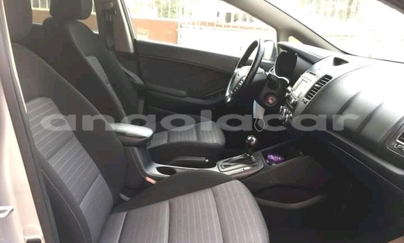 Acheter Occasion Voiture Kia Sorento Gris à Benguela, Benguela Acheter Occasion Voiture Kia Sorento Gris à Benguela, Benguela