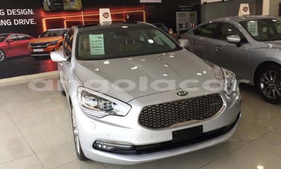 Buy Used Kia Quoris Silver Car in Benguela in Benguela