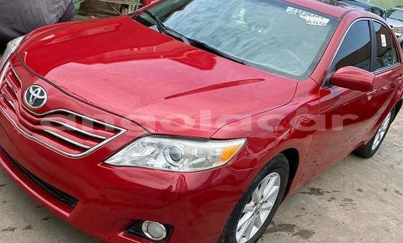Acheter Occasion Voiture Toyota Camry (Japan) Rouge à N'zeto, Zaïre Acheter Occasion Voiture Toyota Camry (Japan) Rouge à N'zeto, Zaïre