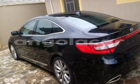 Acheter Occasion Voiture Hyundai Azera Noir à N'zeto, Zaïre Acheter Occasion Voiture Hyundai Azera Noir à N'zeto, Zaïre