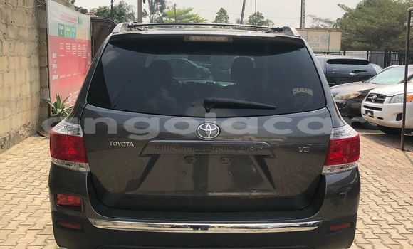 Comprar Usado Toyota Highlander Preto Carro em N'zeto em Zaire Comprar Usado Toyota Highlander Preto Carro em N'zeto em Zaire