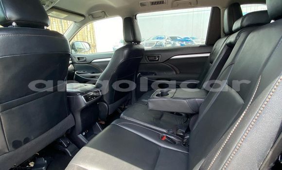 Buy Used Toyota Highlander Black Car in Soyo in Zaire Buy Used Toyota Highlander Black Car in Soyo in Zaire
