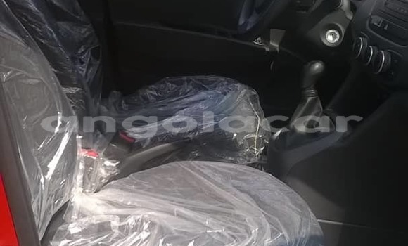 Comprar Usado Hyundai i10 Vermelho Carro em Soyo em Zaire Comprar Usado Hyundai i10 Vermelho Carro em Soyo em Zaire
