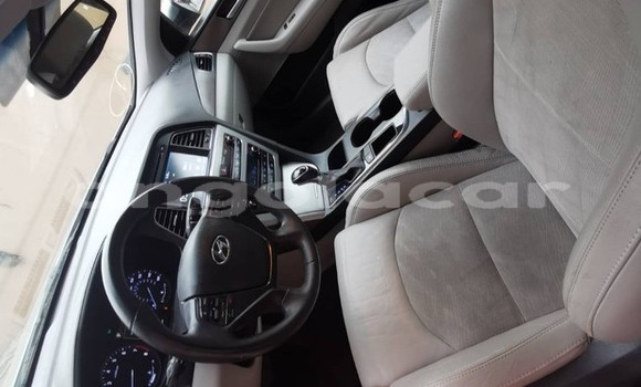 Buy Used Hyundai Sonata Silver Car in Lubango in Huila Province Buy Used Hyundai Sonata Silver Car in Lubango in Huila Province