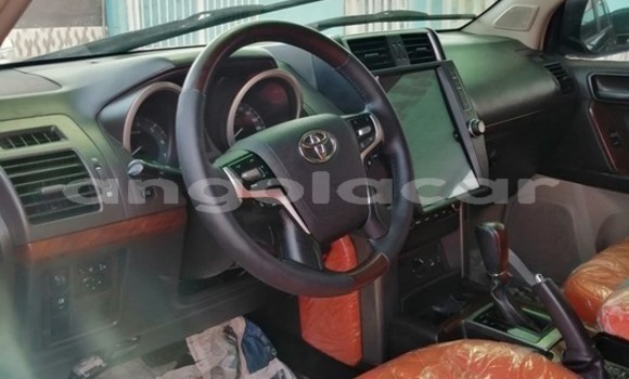Acheter Occasion Voiture Toyota Land Cruiser Prado Noir à Luanda, Province de Luanda Acheter Occasion Voiture Toyota Land Cruiser Prado Noir à Luanda, Province de Luanda