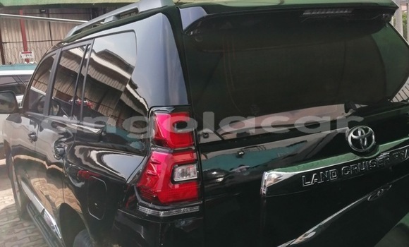 Acheter Occasion Voiture Toyota Land Cruiser Prado Noir à Luanda, Province de Luanda Acheter Occasion Voiture Toyota Land Cruiser Prado Noir à Luanda, Province de Luanda