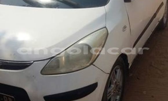 Comprar Usado Hyundai i10 Branco Carro em Luanda em Luanda Province Comprar Usado Hyundai i10 Branco Carro em Luanda em Luanda Province