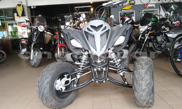 Comprar Usado Yamaha YFM Preto Moto em Luanda em Luanda Province
