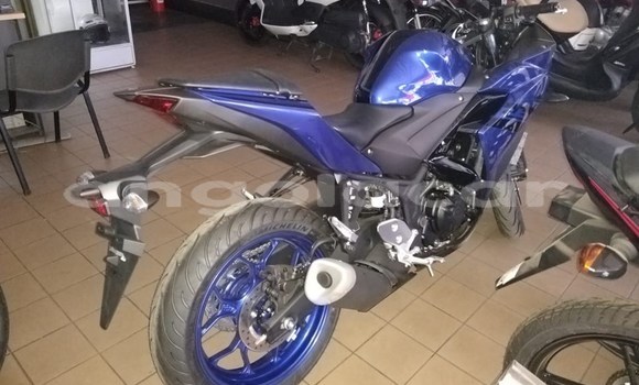 Acheter Occasion Moto Yamaha R5 Bleu à Luanda, Province de Luanda Acheter Occasion Moto Yamaha R5 Bleu à Luanda, Province de Luanda