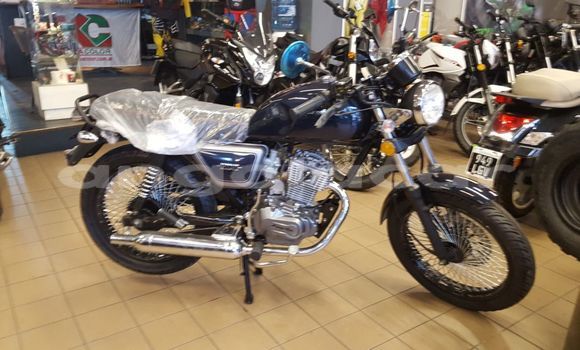 Buy Used Zundapp Bella Black Bike in Luanda in Luanda Province Buy Used Zundapp Bella Black Bike in Luanda in Luanda Province