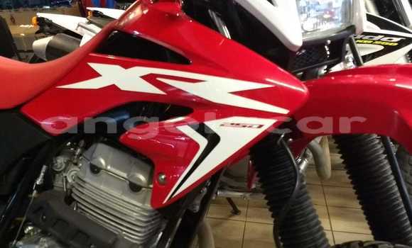 Comprar Usado Honda XR Vermelho Moto em Luanda em Luanda Province Comprar Usado Honda XR Vermelho Moto em Luanda em Luanda Province
