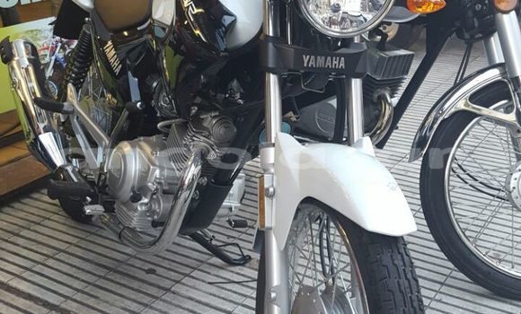 Comprar Usado Yamaha YBR-125 Outro Moto em Luanda em Luanda Province Comprar Usado Yamaha YBR-125 Outro Moto em Luanda em Luanda Province