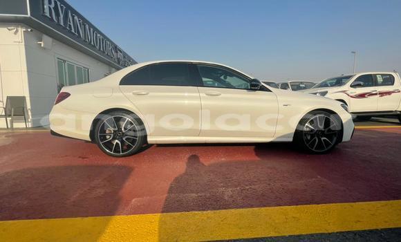 Buy Used Mercedes-Benz E-klasse AMG White Car in Luanda in Luanda Province Buy Used Mercedes-Benz E-klasse AMG White Car in Luanda in Luanda Province