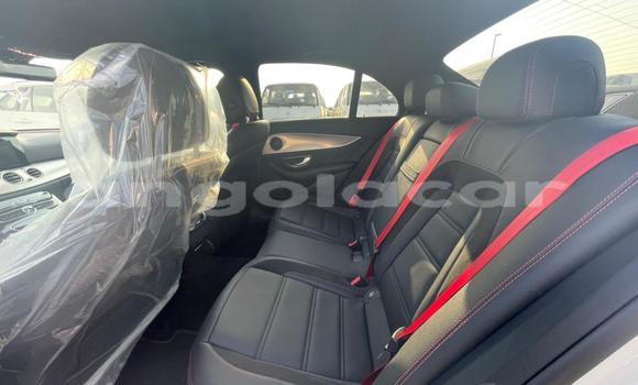 Comprar Usado Mercedes-Benz E-klasse AMG Branco Carro em Luanda em Luanda Province Comprar Usado Mercedes-Benz E-klasse AMG Branco Carro em Luanda em Luanda Province
