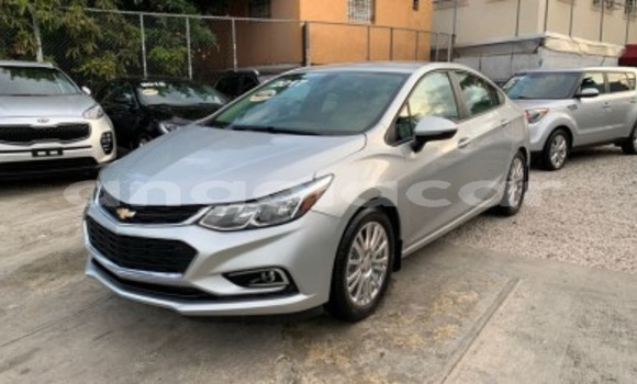 Comprar Usado Chevlolet Spin Prata Carro em Soyo em Zaire Comprar Usado Chevlolet Spin Prata Carro em Soyo em Zaire