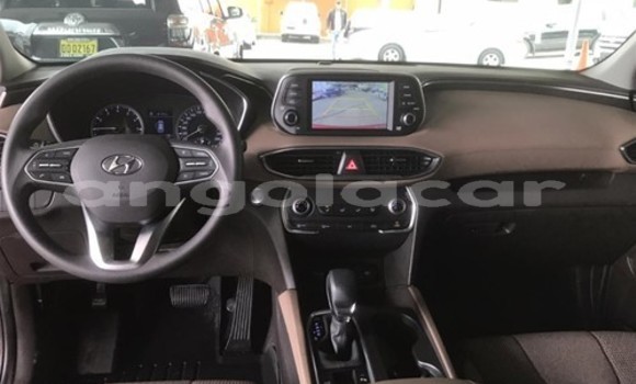Comprar Usado Hyundai Santa Fe Vermelho Carro em Luena em Moxico Comprar Usado Hyundai Santa Fe Vermelho Carro em Luena em Moxico