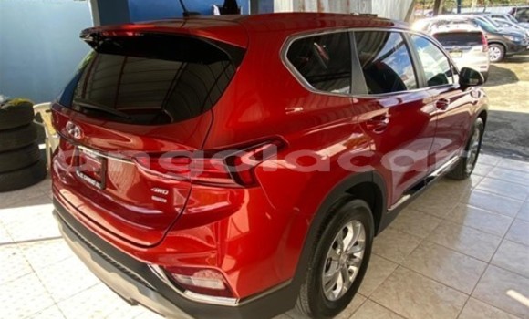 Acheter Occasion Voiture Hyundai Santa Fe Rouge à Luena, Moxico Acheter Occasion Voiture Hyundai Santa Fe Rouge à Luena, Moxico