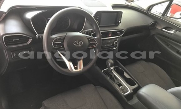 Buy Used Hyundai Santa Fe White Car in Luanda in Luanda Province Buy Used Hyundai Santa Fe White Car in Luanda in Luanda Province