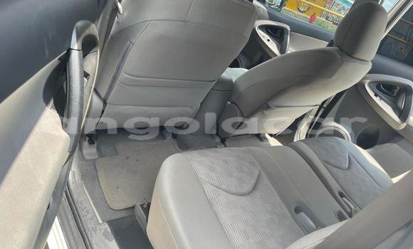 Comprar Usado Toyota RAV4 Branco Carro em Luanda em Luanda Province Comprar Usado Toyota RAV4 Branco Carro em Luanda em Luanda Province
