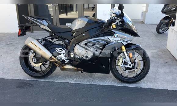 Comprar Usado BMW S 1000 Prata Moto em Benguela em Benguela