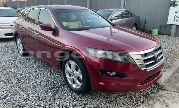 Comprar Usado Honda Crosstour Vermelho Carro em Luena em Moxico