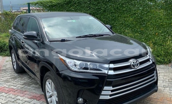 Acheter Occasion Voiture Toyota Highlander Noir à Luena, Moxico