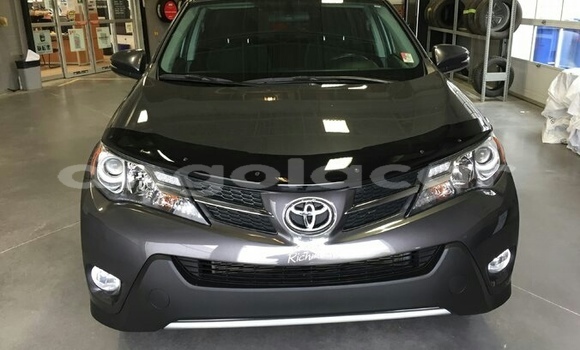 Comprar Usado Toyota RAV4 Outro Carro em Soyo em Zaire Comprar Usado Toyota RAV4 Outro Carro em Soyo em Zaire