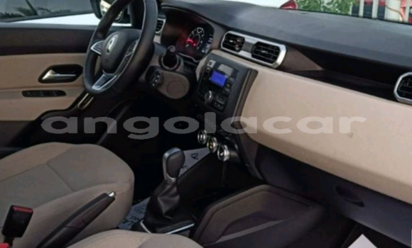 Buy Used Renault Duster White Car in Luanda in Luanda Province Buy Used Renault Duster White Car in Luanda in Luanda Province