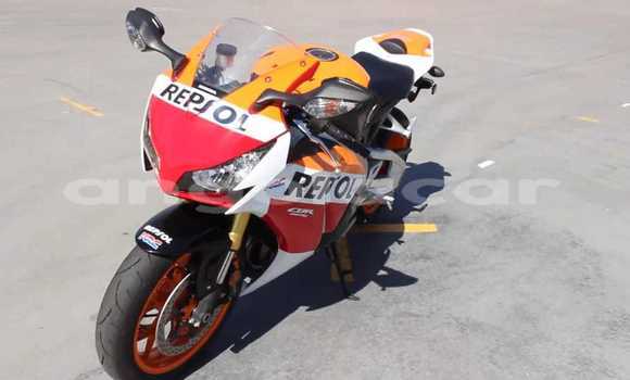 Comprar Usado Honda CBR 1000 RR Outro Moto em Luanda em Luanda Province Comprar Usado Honda CBR 1000 RR Outro Moto em Luanda em Luanda Province