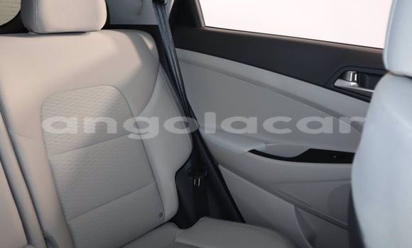 Buy Used Hyundai Tucson White Car in Benguela in Benguela Buy Used Hyundai Tucson White Car in Benguela in Benguela