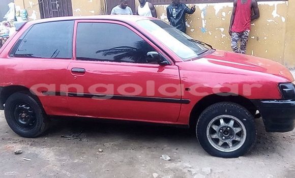 Comprar Usado Toyota Starlet Vermelho Carro em Luanda em Luanda Province Comprar Usado Toyota Starlet Vermelho Carro em Luanda em Luanda Province