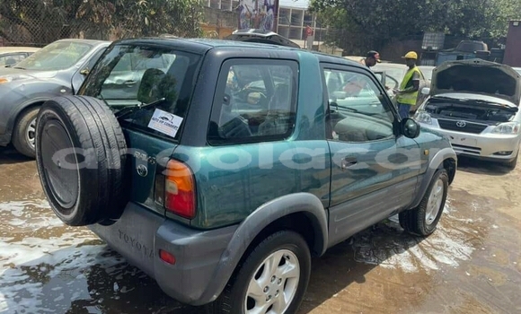 Comprar Usado Toyota RAV4 Outro Carro em Caala em Huambo Comprar Usado Toyota RAV4 Outro Carro em Caala em Huambo