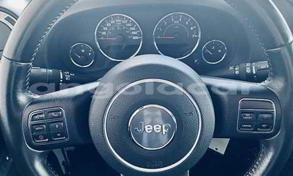 Acheter Occasion Voiture Jeep Wrangler Blanc à Moçâmedes, Province de Namibe Acheter Occasion Voiture Jeep Wrangler Blanc à Moçâmedes, Province de Namibe