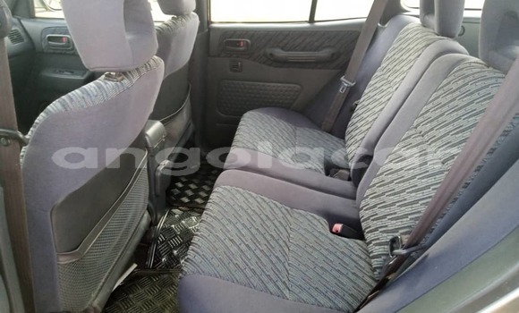 Comprar Usado Toyota RAV4 Outro Carro em N'zeto em Zaire Comprar Usado Toyota RAV4 Outro Carro em N'zeto em Zaire