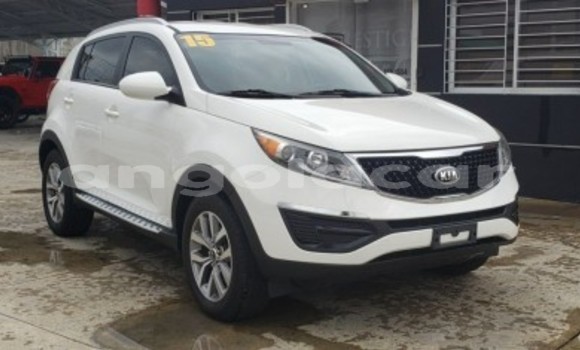 Acheter Occasion Voiture Kia Sportage Blanc à Soyo, Zaïre