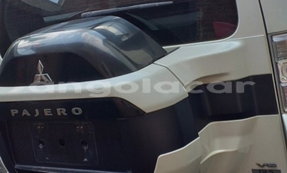 Buy Used Mitsubishi Pajero Sport White Car in Luanda in Luanda Province Buy Used Mitsubishi Pajero Sport White Car in Luanda in Luanda Province