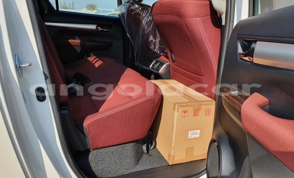 Buy Used Toyota Hilux White Car in Benguela in Benguela Buy Used Toyota Hilux White Car in Benguela in Benguela