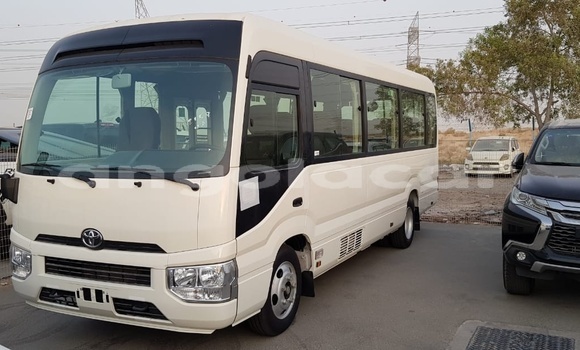 Comprar Usado Toyota Coaster Branco Carro em Benguela em Benguela Comprar Usado Toyota Coaster Branco Carro em Benguela em Benguela