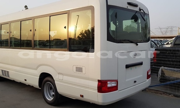 Comprar Usado Toyota Coaster Branco Carro em Benguela em Benguela Comprar Usado Toyota Coaster Branco Carro em Benguela em Benguela