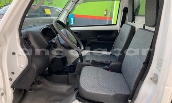 Acheter Neuf Voiture Suzuki Carry Blanc à Soyo, Zaïre Acheter Neuf Voiture Suzuki Carry Blanc à Soyo, Zaïre