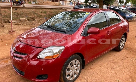Comprar Usado Toyota Yaris Outro Carro em Caala em Huambo