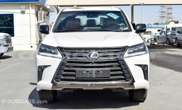 Comprar Importar Lexus LX Branco Carro em Import - Dubai em Bengo Province Comprar Importar Lexus LX Branco Carro em Import - Dubai em Bengo Province