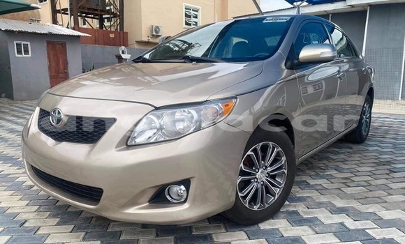 Comprar Usado Toyota Corolla Prata Carro em Luena em Moxico