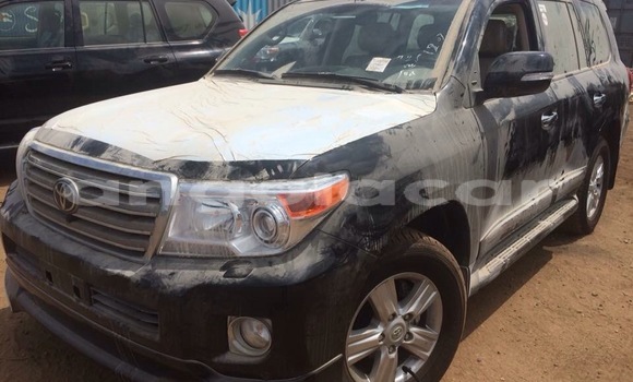 Buy Used Toyota Land Cruiser Black Car in Luena in Moxico
